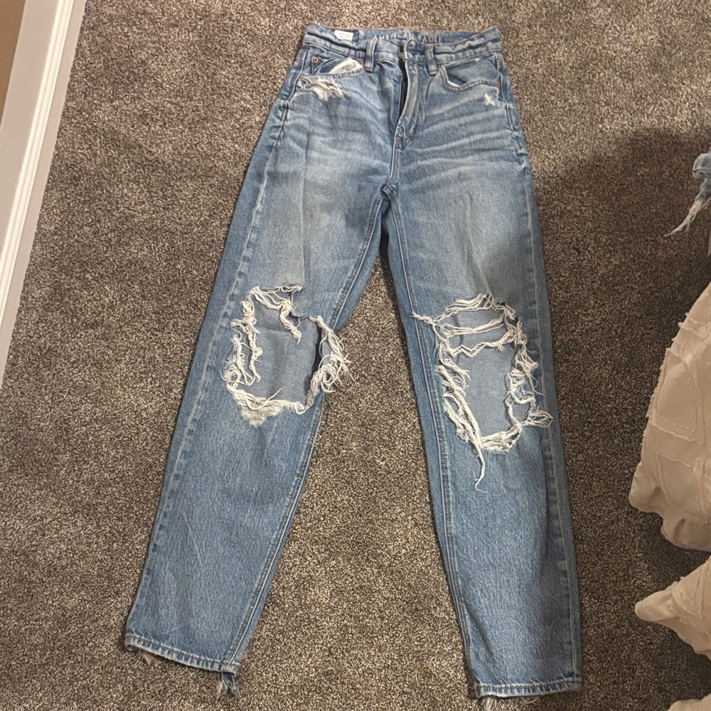 American Eagle Outfitters Light Blue Distressed Straight Leg Jeans